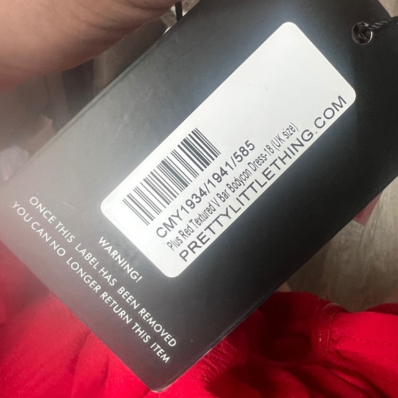 PrettyLittleThing Women's Red Off Shoulder Mini Dress Size 14 Ruched Party - Picture 4 of 7